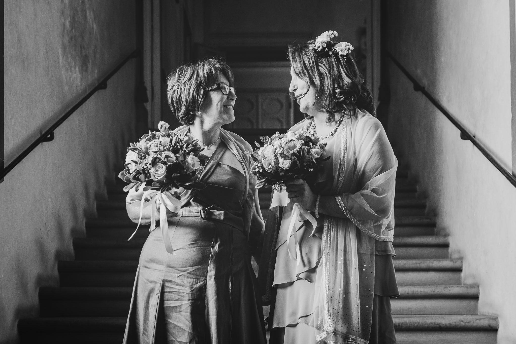 Precioso matrimonio entre dos mujeres